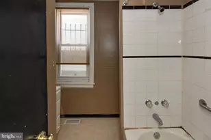 1137 Sycamore St, Camden, NJ 08103 - Photo 13