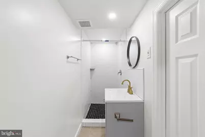 320 W Maple Avenue, Merchantville, NJ 08109 - Photo 63