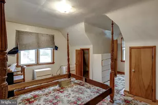 121 E Lafayette Ave, Magnolia, NJ 08049 - Photo 9