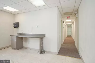 526 Cooper Street, Camden, NJ 08102 - Photo 11