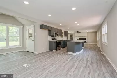 2336 Auburn Avenue, Waterford Township, NJ 08004 - Photo 3