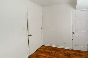 639 State St, Camden, NJ 08102 - Photo 17