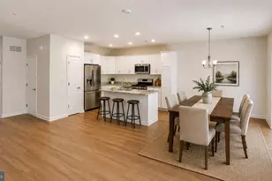 6 Wayne Ct, Gloucester Township, NJ 08012 - Photo 1