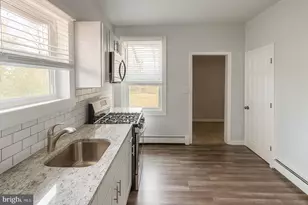 725 E Linden Ave, Lindenwold, NJ 08021 - Photo 5