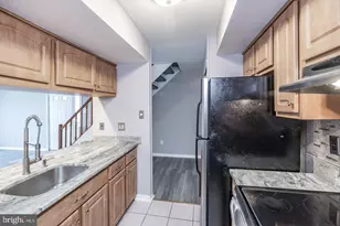 419 Park Pl Dr, Cherry Hill, NJ 08002 - Photo 11