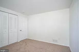 2410 Shelley Ln, Pennsauken, NJ 08109 - Photo 25