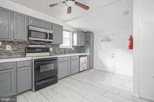 243 Van Horn Ave, Clementon, NJ 08021 - Photo 7