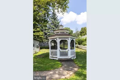 325 Albany Avenue, Barrington, NJ 08007 - Photo 5