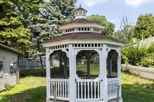 325 Albany Ave, Barrington, NJ 08007 - Photo 5