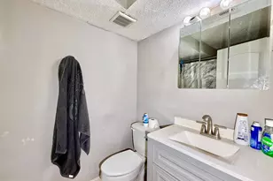 182 Kenwood Dr, Sicklerville, NJ 08081 - Photo 9