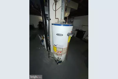 241 Warren Avenue, Bellmawr, NJ 08031 - Photo 23