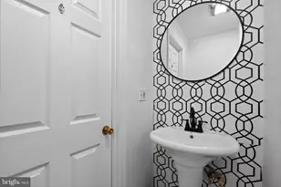 1213 Empire Ave, Camden, NJ 08103 - Photo 9