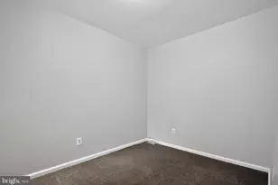 1213 Empire Ave, Camden, NJ 08103 - Photo 11