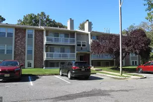 93 Kenwood Dr, Sicklerville, NJ 08081 - Photo 1