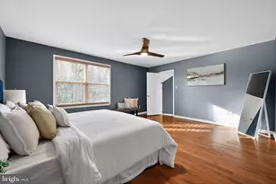 18 Tenby Chase Dr, Voorhees, NJ 08043 - Photo 15