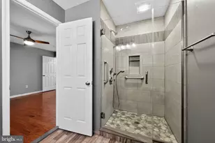 18 Tenby Chase Dr, Voorhees, NJ 08043 - Photo 21