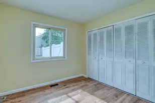 137 Arbor Meadow Dr, Sicklerville, NJ 08081 - Photo 15