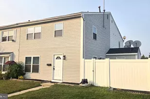 15 Lawrence Ct, Sicklerville, NJ 08081 - Photo 3