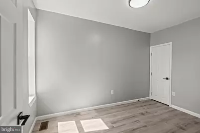 928 Vine Street, Camden, NJ 08102 - Photo 15