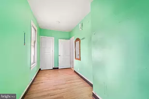 127 N 23rd St, Camden, NJ 08105 - Photo 17