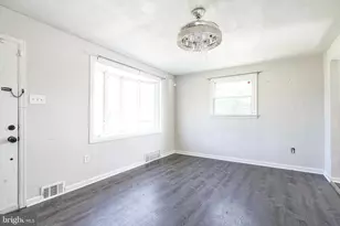 512 E Church St, Gloucester Township, NJ 08012 - Photo 7