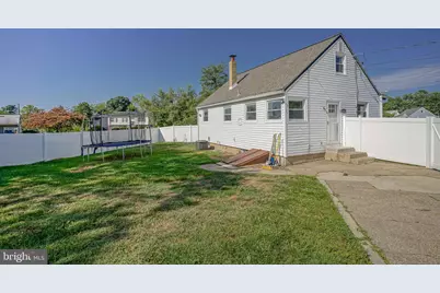 512 E Church Street, Gloucester Township, NJ 08012 - Photo 23