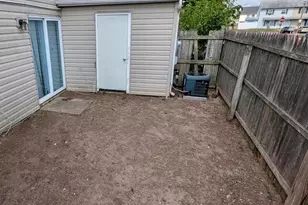 21 Locust Ct, Sicklerville, NJ 08081 - Photo 17