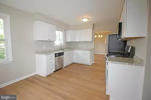 27 W Kennedy Dr, Clementon, NJ 08021 - Photo 11