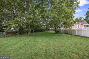 318 Essex Ave, Cherry Hill, NJ 08002 - Photo 15