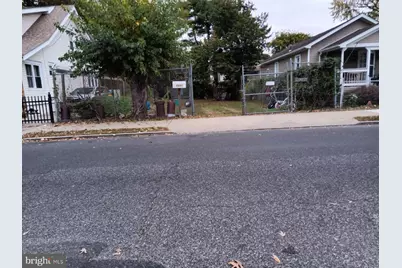 300 & 320 N River Avenue, Camden, NJ 08105 - Photo 1