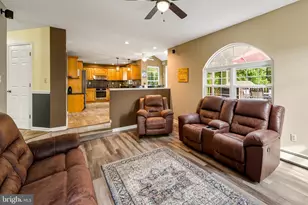 9 Orchard Ave, Gloucester Township, NJ 08012 - Photo 9