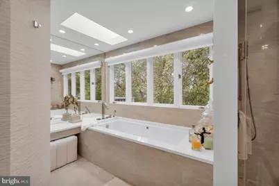 701 Sunshine Lakes, Voorhees, NJ 08043 - Photo 23