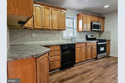 332 E Linden Avenue, Lindenwold, NJ 08021 - Photo 3