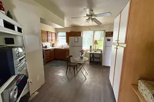 1072 S Merrimac Rd, Camden, NJ 08104 - Photo 5