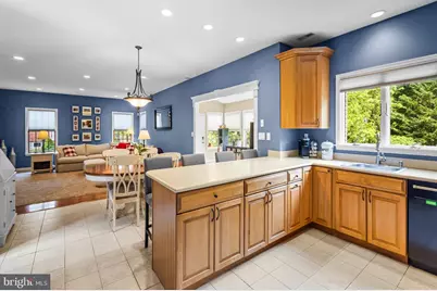 137 E Holly, Haddon Township, NJ 08107 - Photo 9