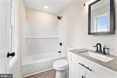 323 Morris Street, Gloucester City, NJ 08030 - Photo 13