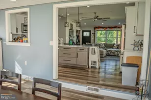 1417 Chestnut Ave, Gloucester City, NJ 08030 - Photo 17