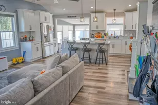 1417 Chestnut Ave, Gloucester City, NJ 08030 - Photo 3