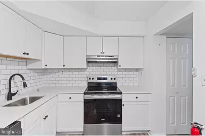 610 Timber Creek Road, Clementon, NJ 08021 - Photo 9