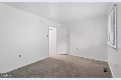 610 Timber Creek Road, Clementon, NJ 08021 - Photo 13