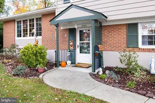 1042 Prospect Ln, Somerdale, NJ 08083 - Photo 3