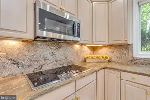 2 Collage Ct, Cherry Hill, NJ 08003 - Photo 13