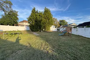 8249 Eden Ln, Pennsauken, NJ 08110 - Photo 5