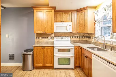 4 W Homestead Avenue, Collingswood, NJ 08108 - Photo 9