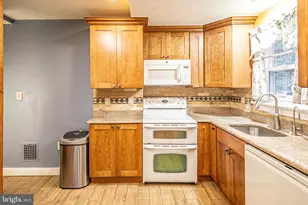 4 W Homestead Ave, Collingswood, NJ 08108 - Photo 9