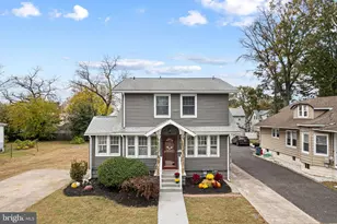 19 E Albertson Ave, Haddon Township, NJ 08108 - Photo 3