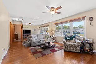 13 Malibu Dr, Magnolia, NJ 08049 - Photo 5