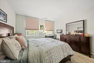 4 Berkshire Dr, Voorhees, NJ 08043 - Photo 37