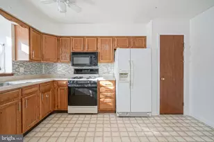 2480 Gerald Ct, Waterford Township, NJ 08004 - Photo 5