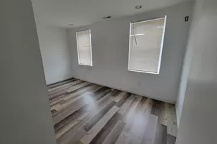 1050 S 4th St, Camden, NJ 08104 - Photo 19